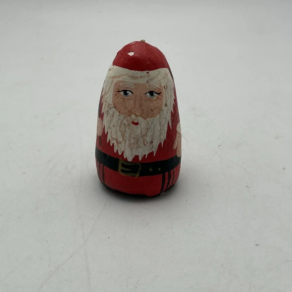 Small Lot of‎ 8 Vintage Christmas Santas and Ornaments